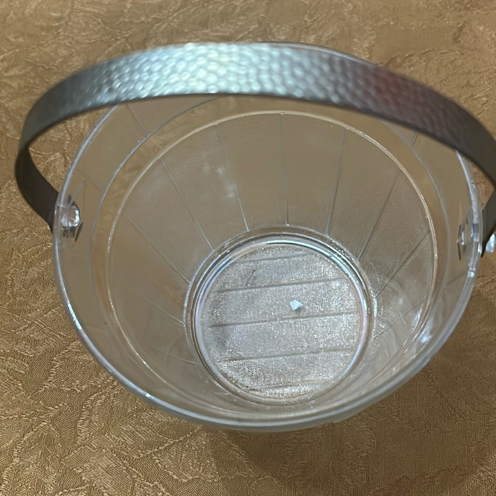 Glass bucket